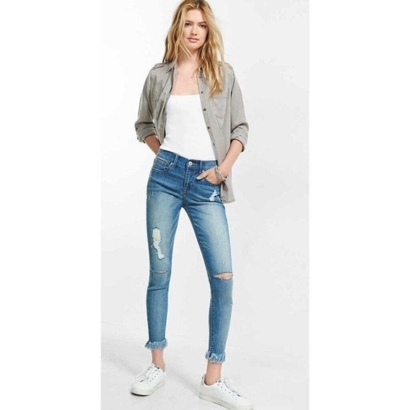 Express Women’s Size 6P Stretch Cropped Frayed Distressed Mid Rise Legging Jean - Picture 1 of 9